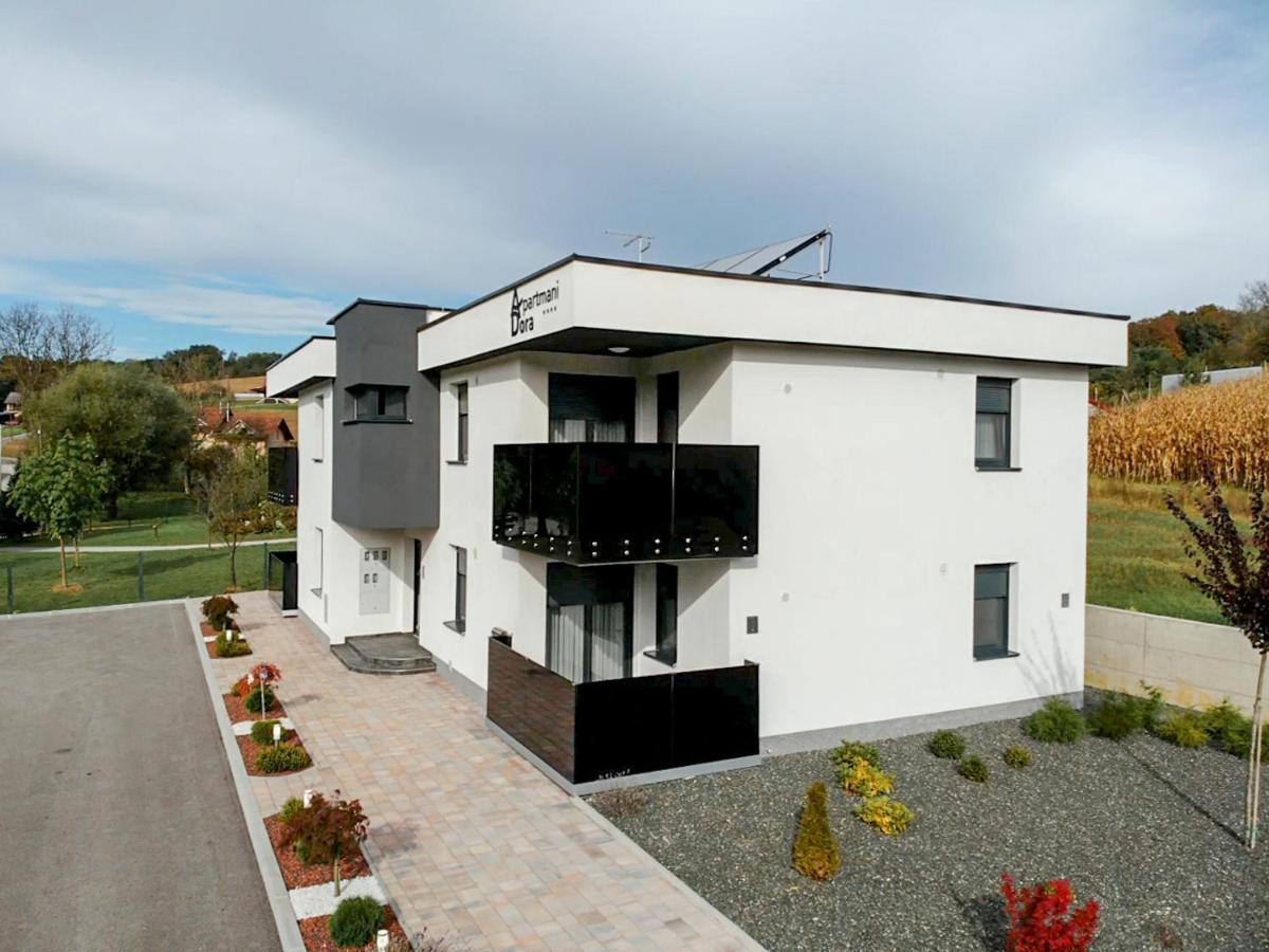 Apartments Dora Sveti Martin Na Muri Exteriér fotografie